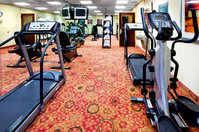 Holiday Express & By Ihg Clewiston