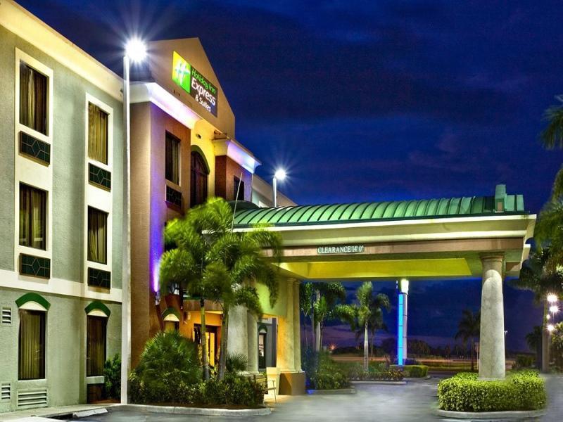 Hotel Holiday Express & By Ihg Clewiston